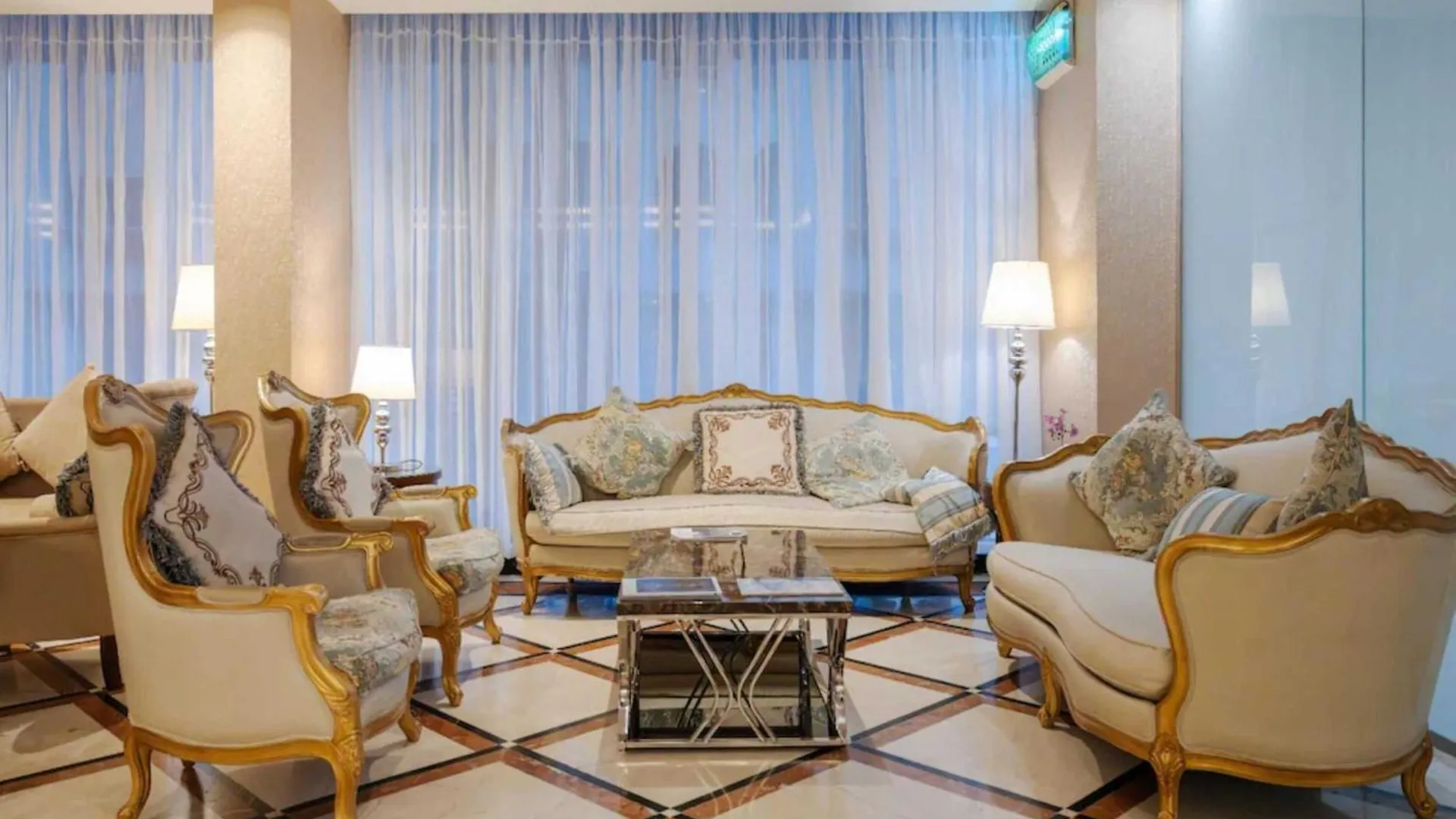 Belvilla Jeddah Harbour Vivid Plaza Stay